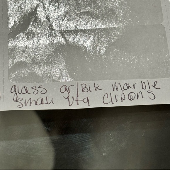 Vintage glass green and black marble clip on earrings - Picture 7 of 7